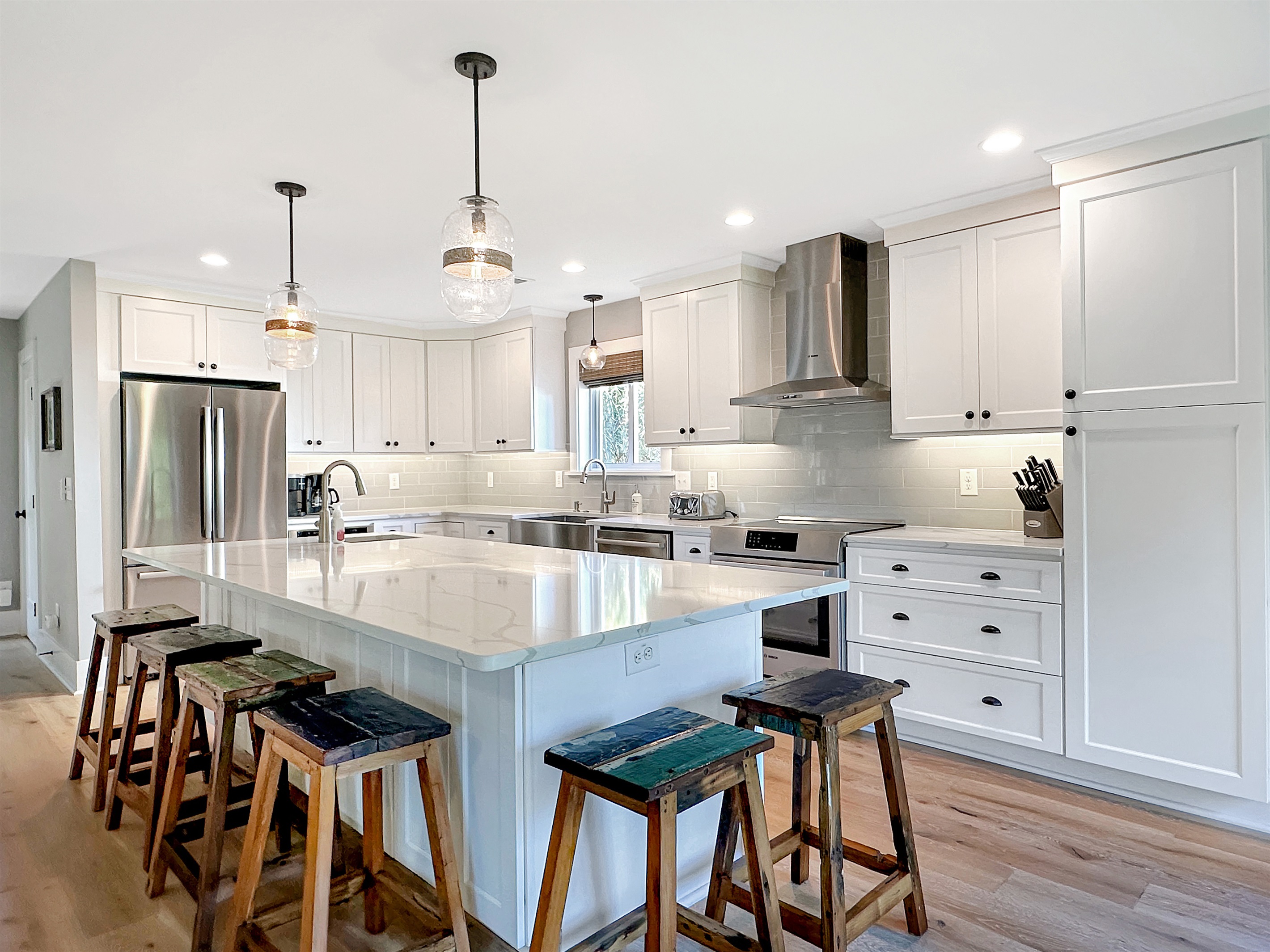 palmetto-beach-retreat-405-palm-blvd/