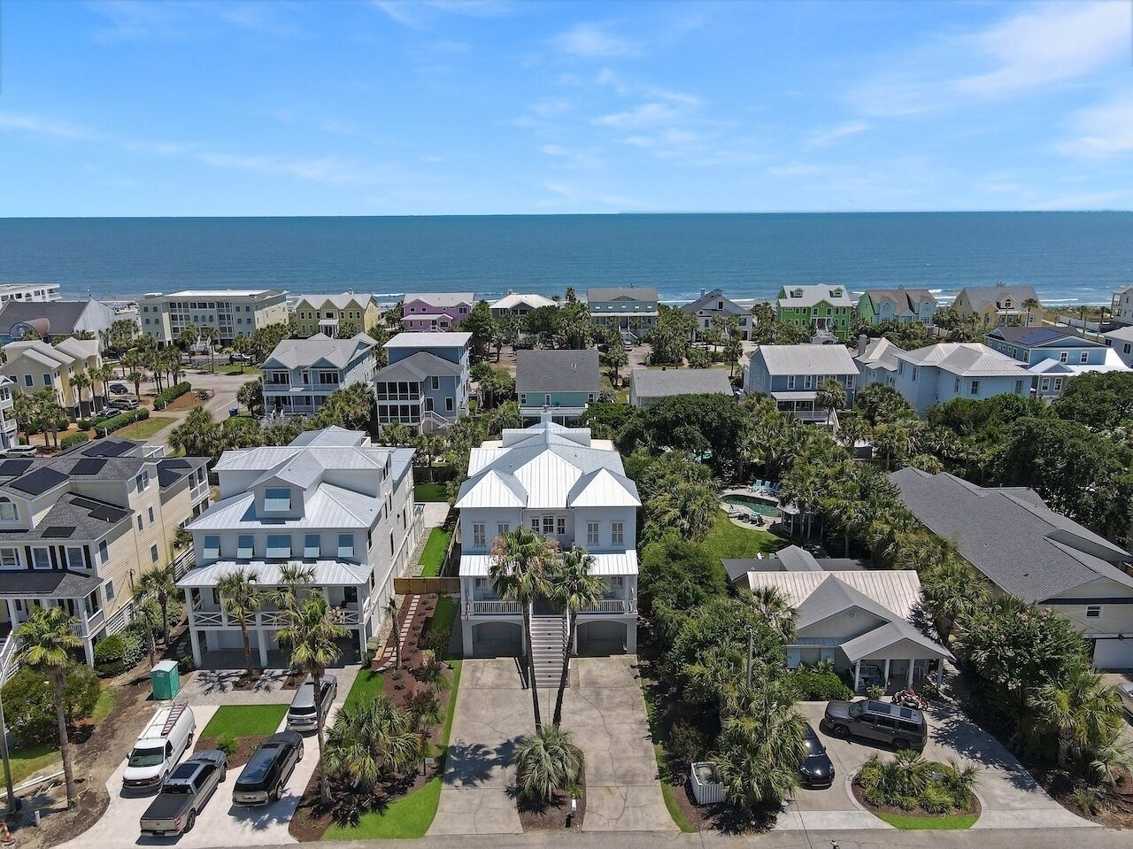 twin-palms-7-br-home-with-pool/