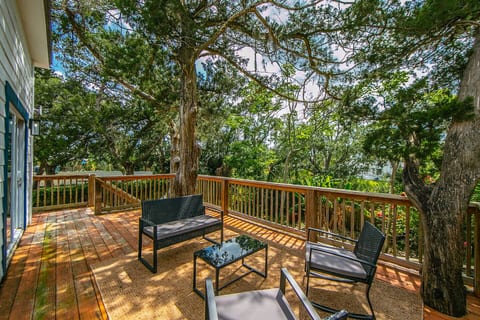 Anastasia Island Treehouse