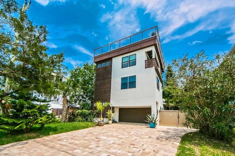 The Look-Out - Holiday Home
