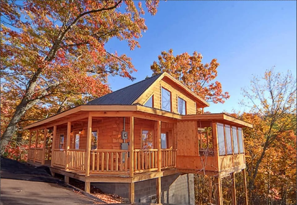 Snuggle Up! Perfect location Sweet &  Cozy retreat - Gatlinburg