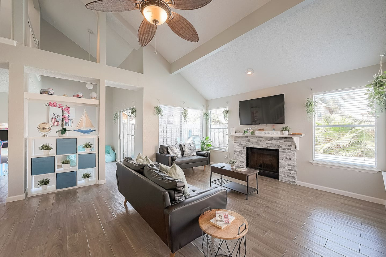 beat-the-heat-in-katy-w-pool/