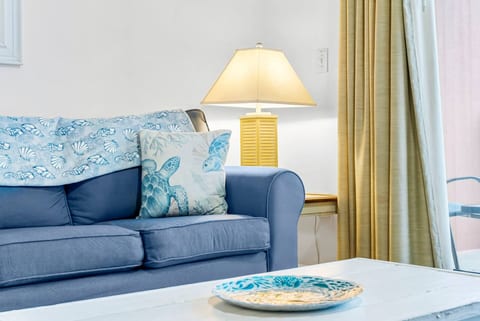 Beachfront,  Ocean Views,  Sleeps 6 , Hot tub