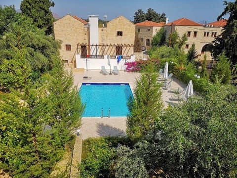 Special Offer Aug 23–31 · Stay 3 nights, pay only for 2!