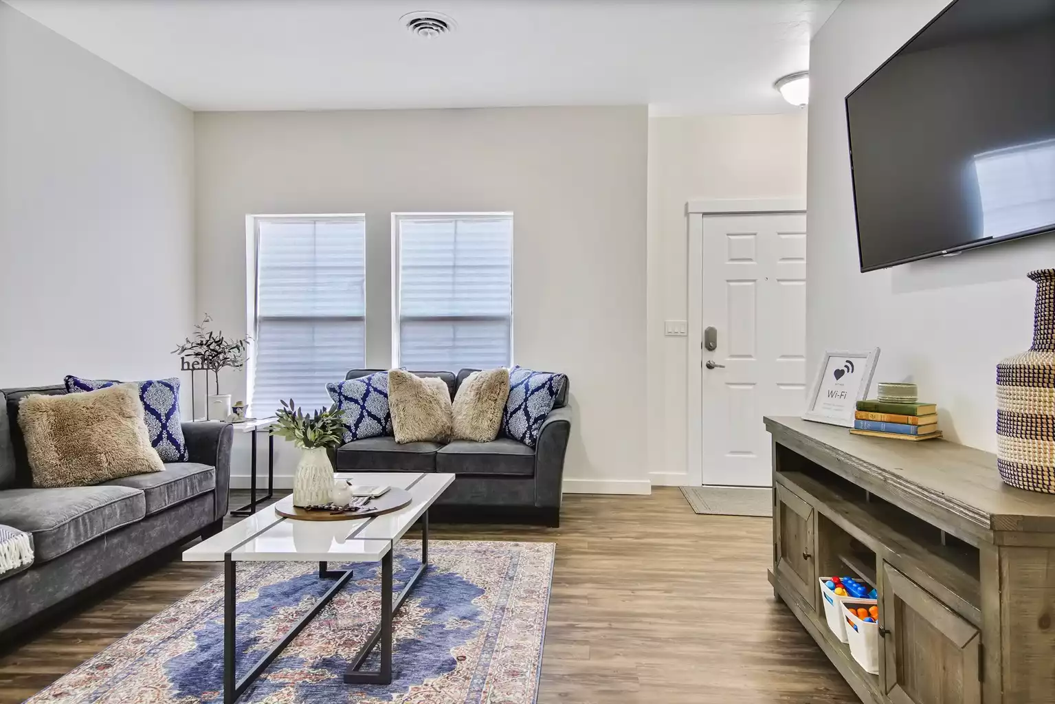 charming-centrally-located-boise-meridian-townhome/