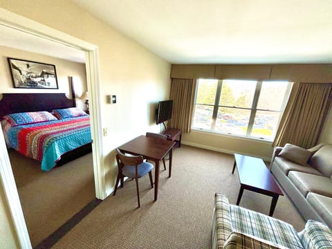 Ski-in/Ski-out 1BR Condo at Jiminy Peak