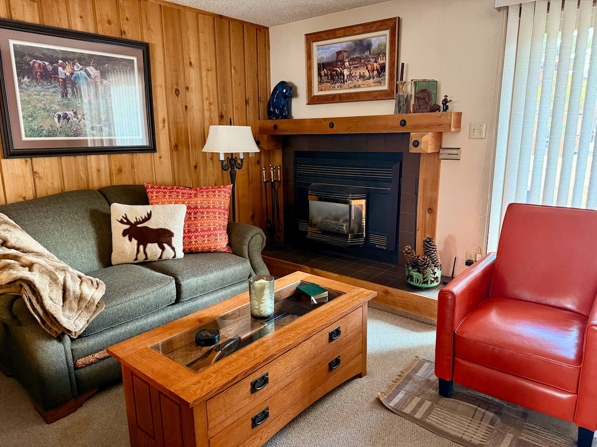 Two Bears Den image 1