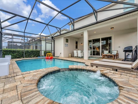 Disney | Game Room | Pool | Next 2 resort| 3 Kings
