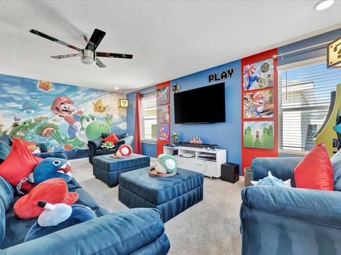 7BR Disney Villa Escape Room+Pool+Cinema + Game Rm