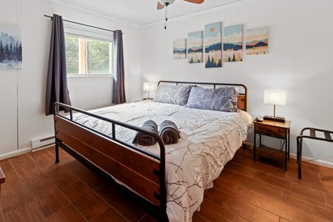 Summit 204D 3BR/2BA Across From Village Great Views Free Parking WiFi