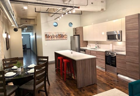 2BR | Spacious Apartment | Downtown |