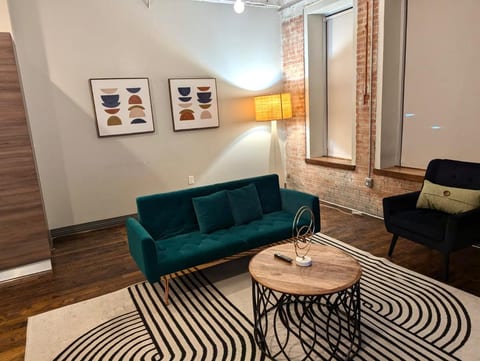 2BR | Spacious Apartment | Downtown |