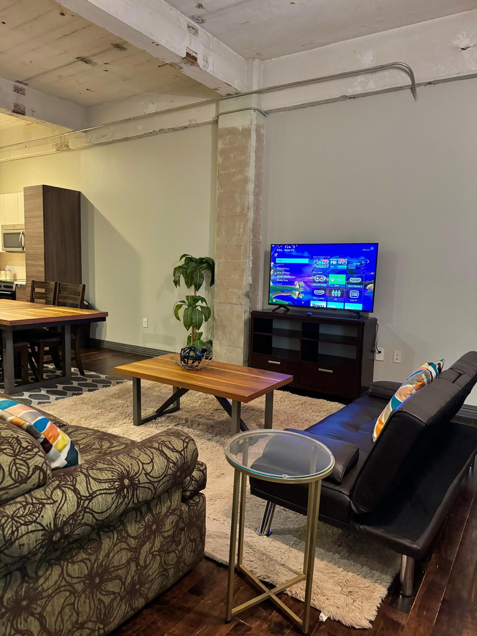 spacious-1br-or-3-king-beds-or-free-valet-parking/