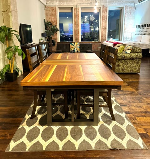 Spacious 1BR | 3 King Beds | Free Valet Parking