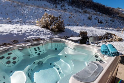 Utah Canyon Retreat#2 2 bed w/loft 3 bath townhome