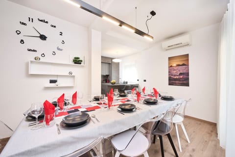 House Tinis - Unit 377807-13
