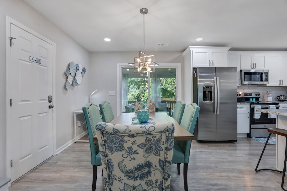 Weekend Ready | Near Benz Stadium | Book Instantly image 34