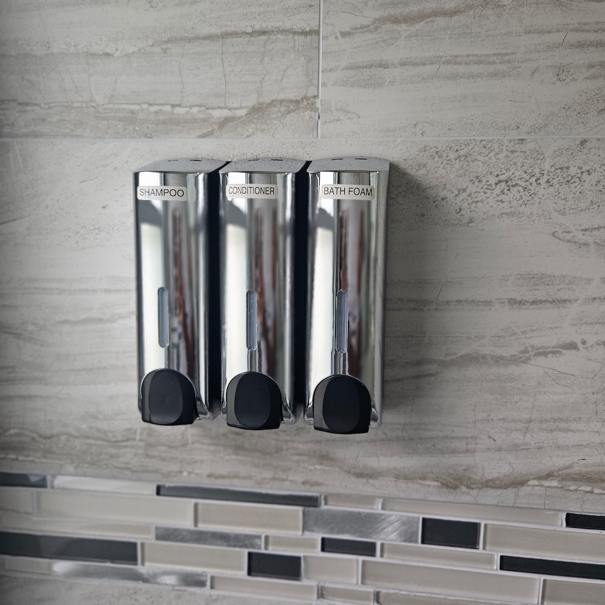 Weekend Ready | Near Benz Stadium | Book Instantly image 64