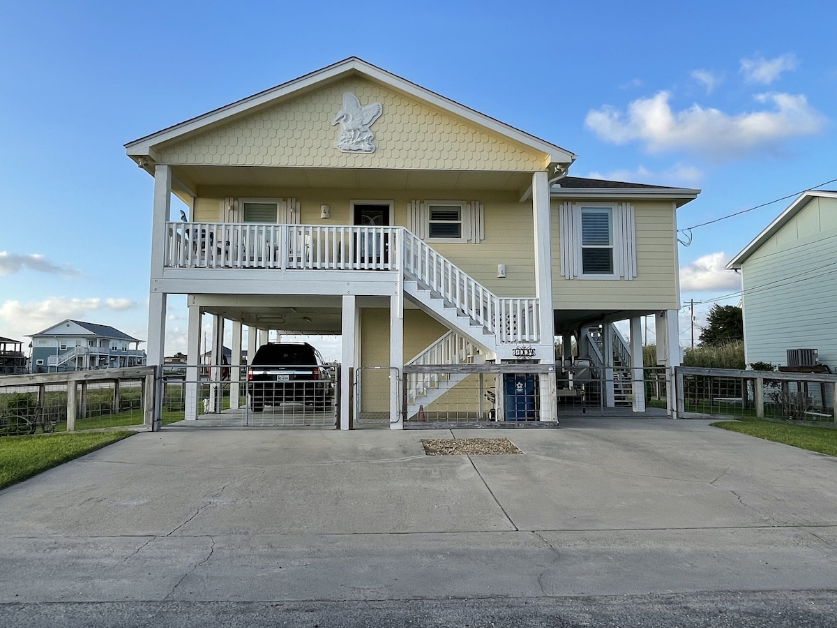2 bedroom/2bath with boat parking
