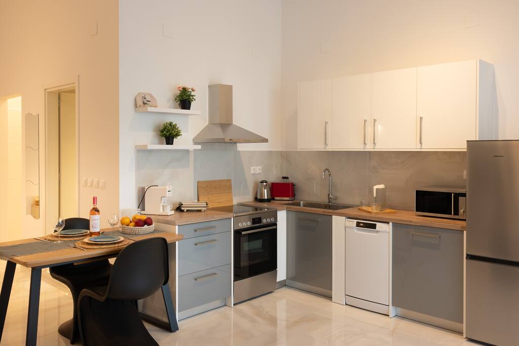 seaside-breeze-studio/