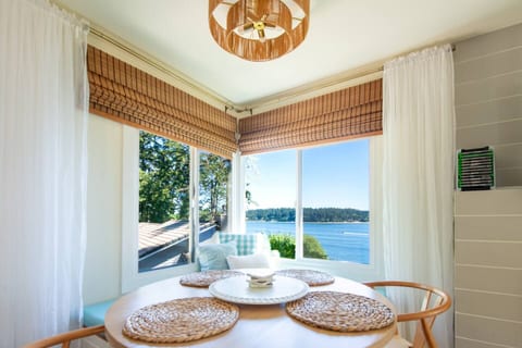 Dining table and breakfast nook for that morning coffee while watching the sun rising over Bainbridge Island