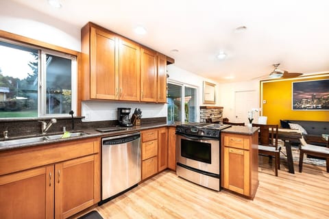Our fully equipped kitchen is ideal for small groups who wish to cook and dine at home. The open concept kitchen allow you to interact with others in the living area.