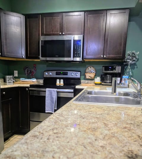 Fully equipped kitchen