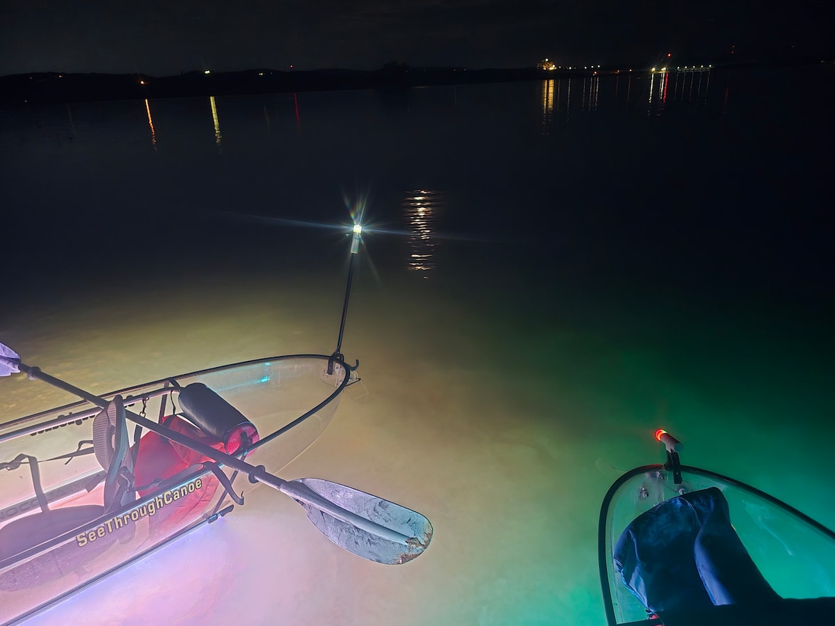 Quiet & Cozy with fireplace and easy drive to SDC! image 35