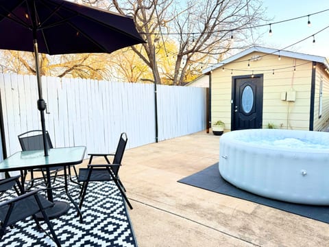 ✮CVD19 Deep CLEAN✮Modern Studio✮Near TTU✮1BD/1Bath