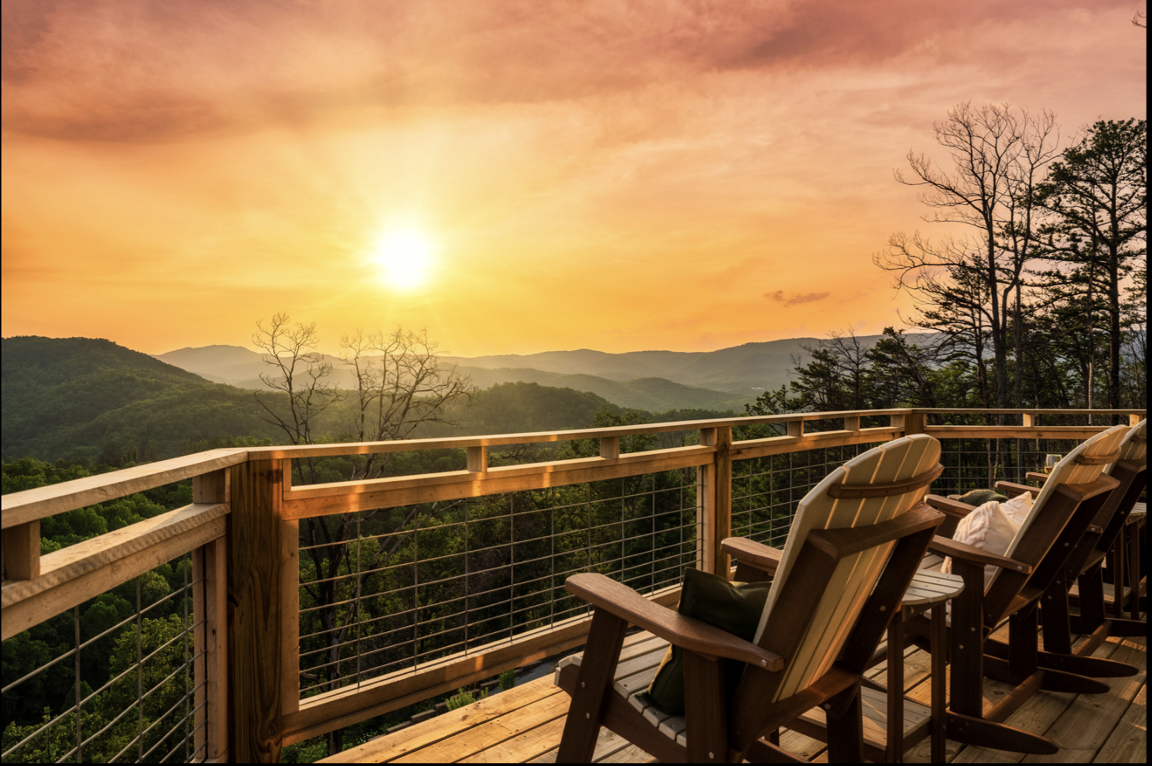 "The sunset views were the highlight of our stay. After spending most days out and about we rushed home to make sure we were able to enjoy them fully..." -Leslie