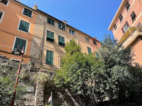 San Salvatore sul Porto - GenoaInRelax image 3