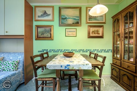 Acquamarina - a stone's throw from the sea image 4