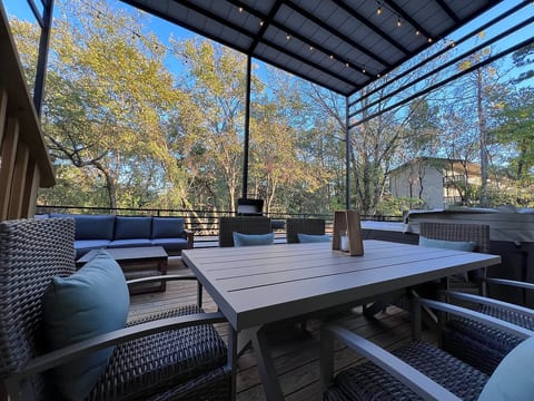 Hill-Top Haven on Eureka Springs