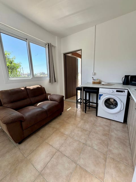 Sunflight Apartment 01B