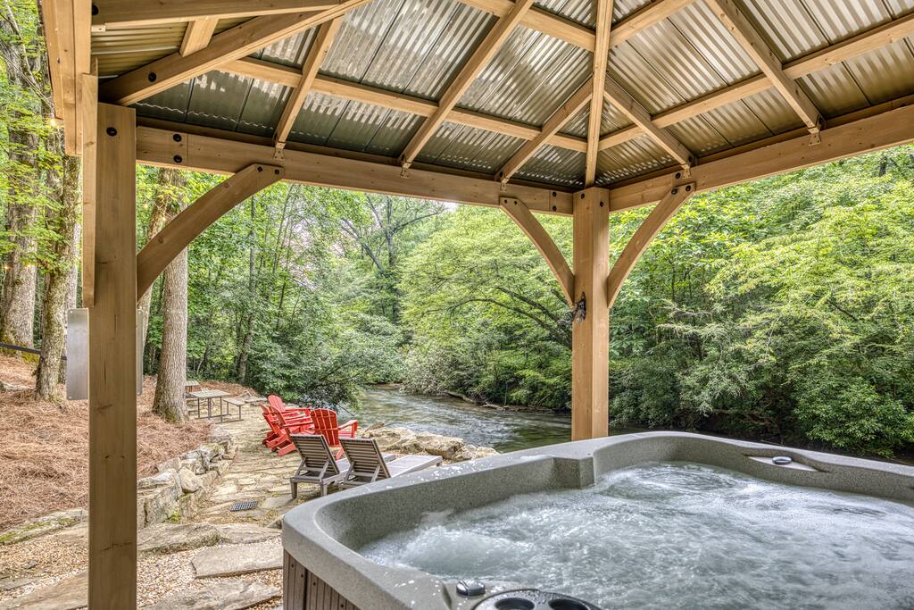 ultimate-creek-experience-fishinghot-tubsauna/