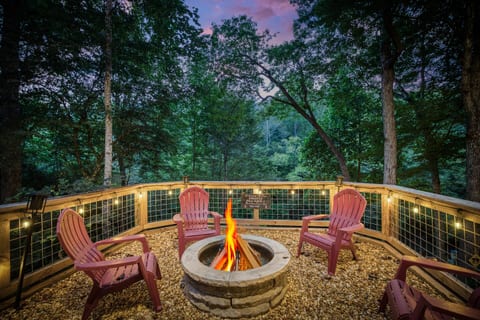 Trout Ridge Luxury Creekfront Cabin