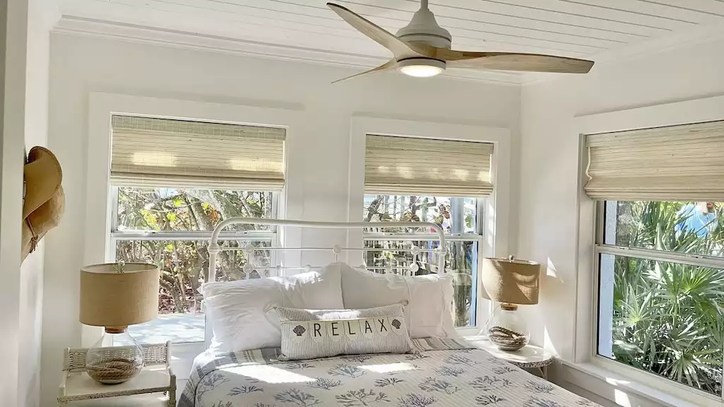 Blue Heron Cottage #1 - Indian Rocks Beach