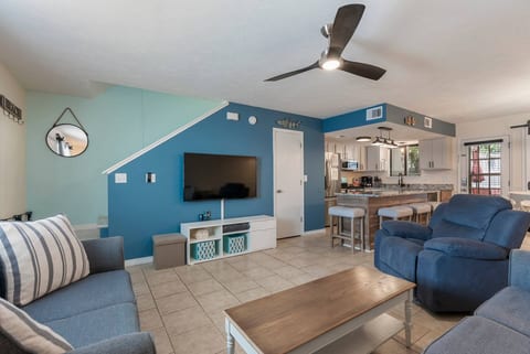 ~Sunny Family Getaway Townhouse PCB 2/2.5~
