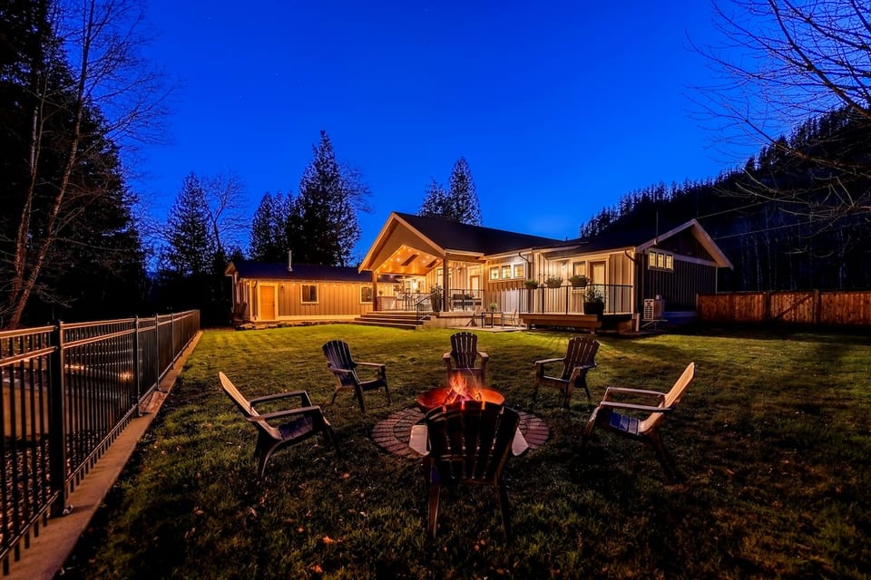 The Antler House - Rural Retreat image 1