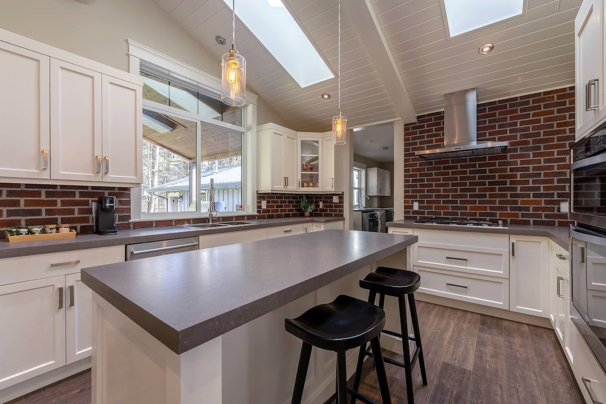 the-antler-house-rural-retreat/