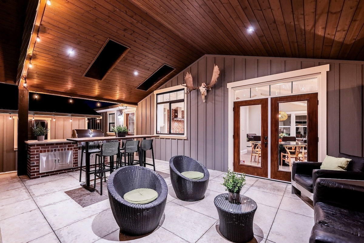 the-antler-house-rural-retreat/