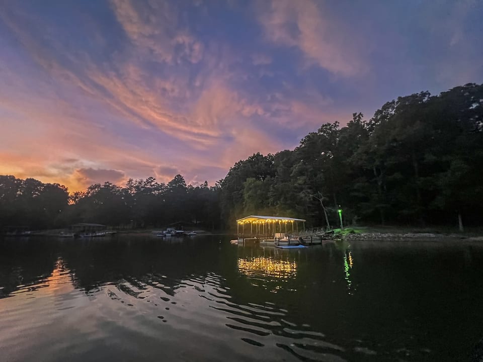 Lakefront Home w/Deep Water Dock 20 min to Clemson image 1