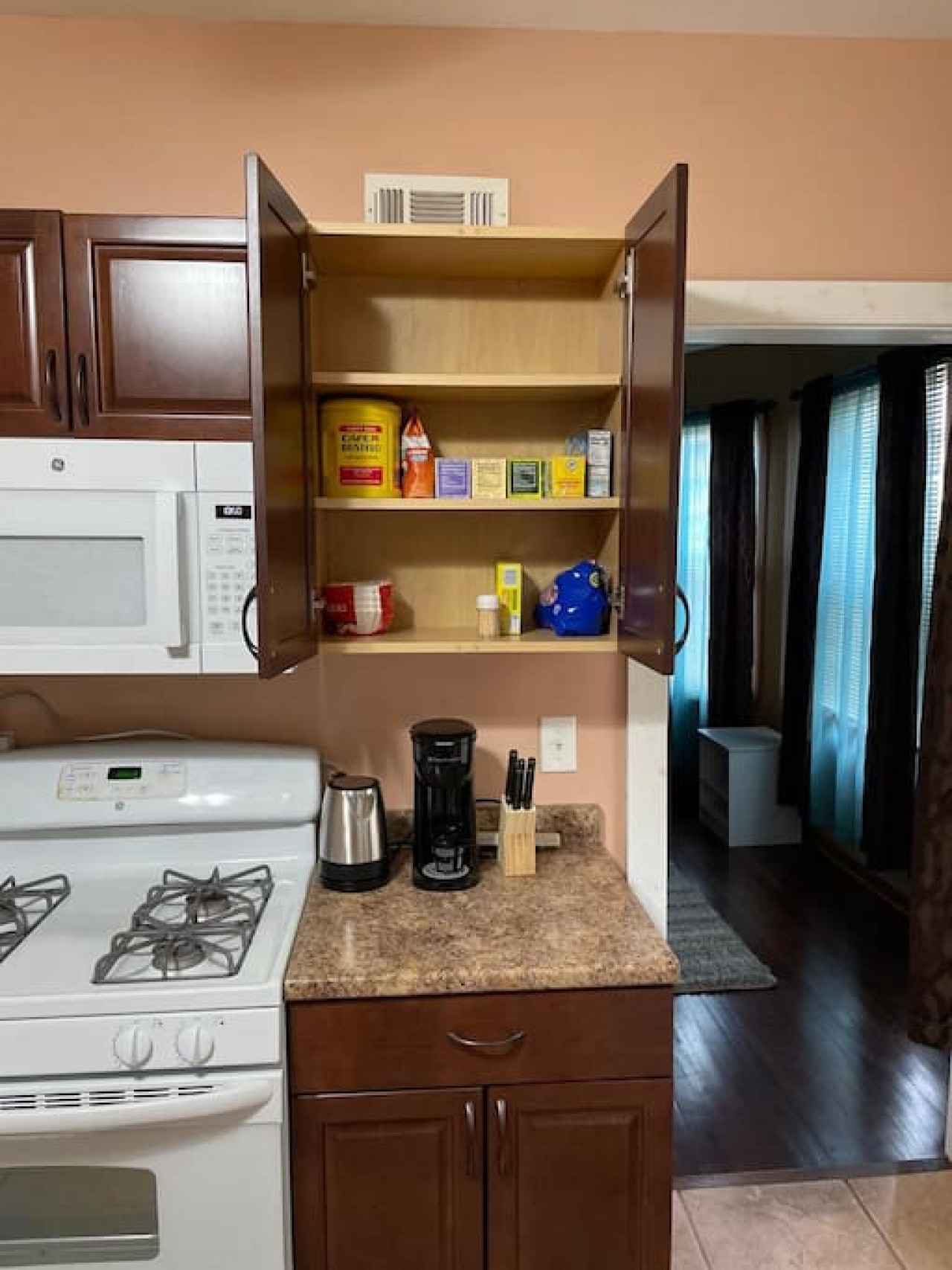 bridgeport-bliss-solo-haven-near-yale-and-downtown/