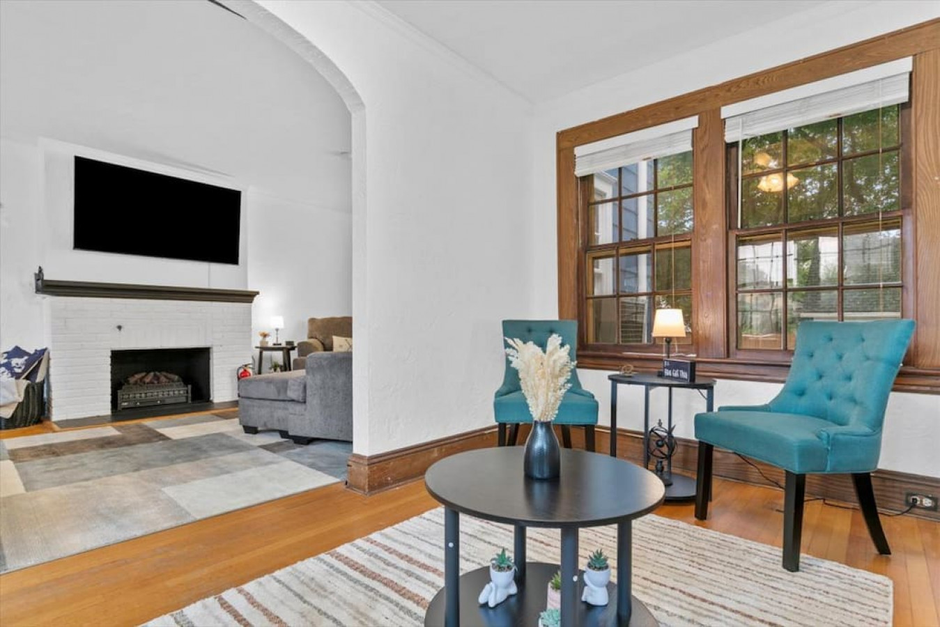 quintessential-cozy-haven-brooklawn-beauty/