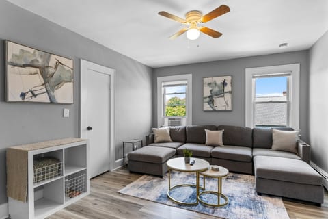 2BR Apartment Near Downtown Stamford | Pets OK