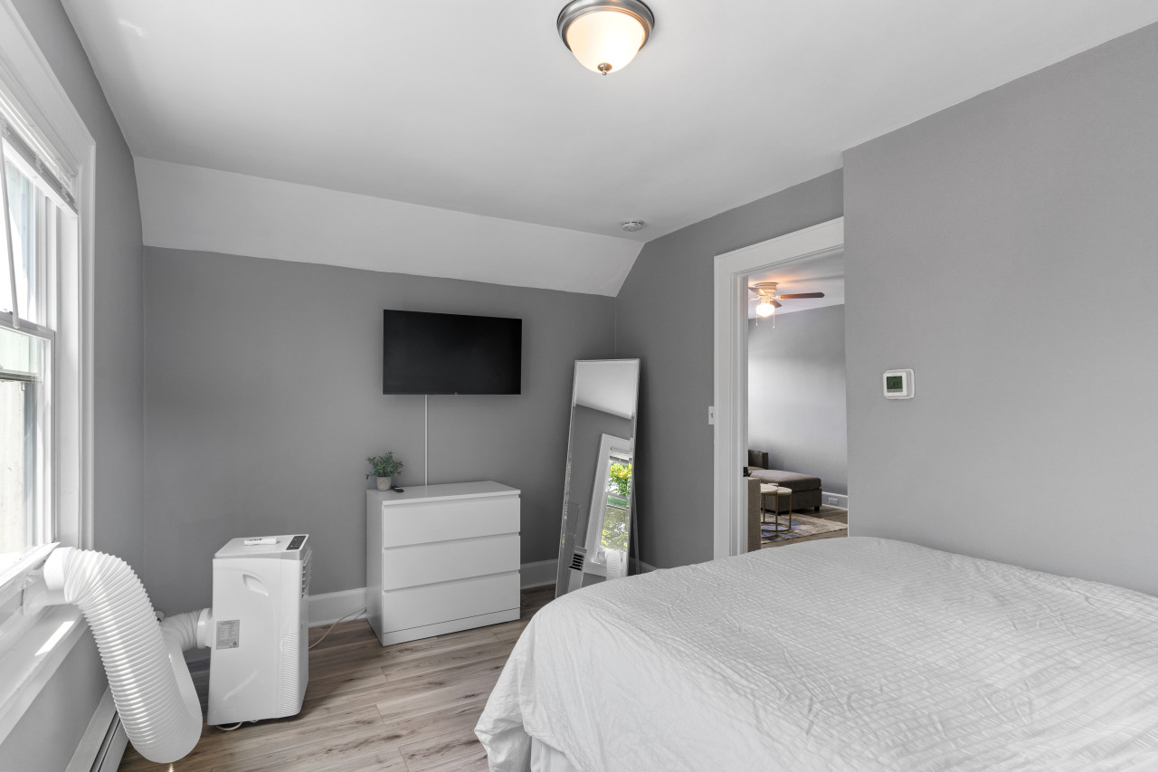 centrally-located-stamford-gem/