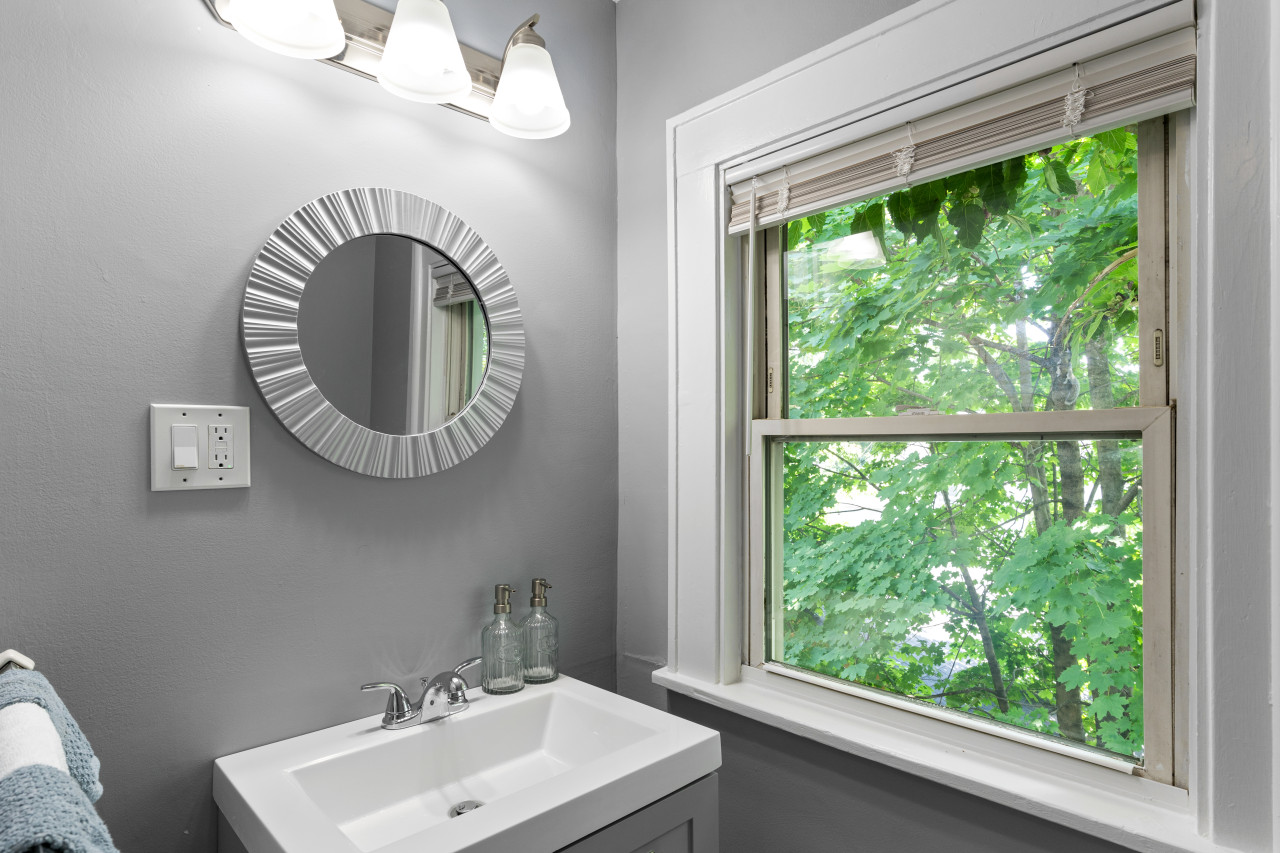 centrally-located-stamford-gem/