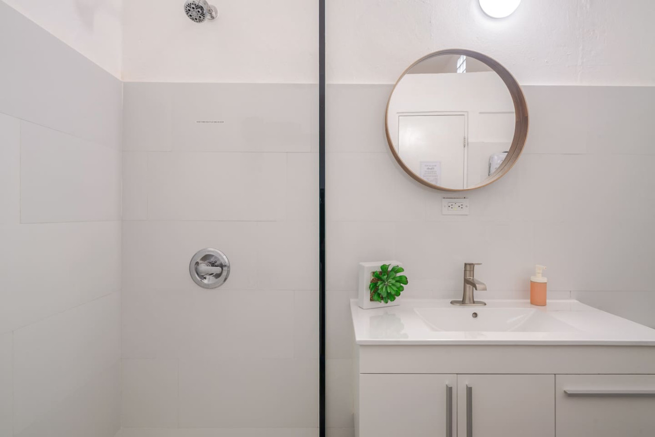 Downtown San Juan Gateway Dream - San Juan