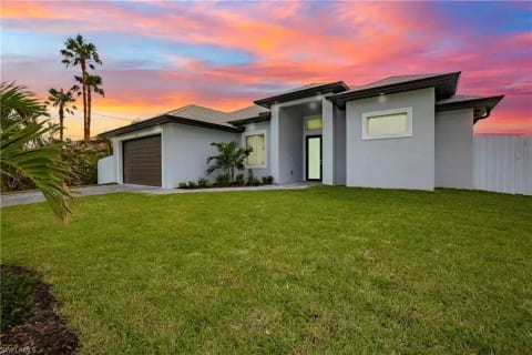 New home, built in 2022, 2 stall garage, keyless front door entry.
