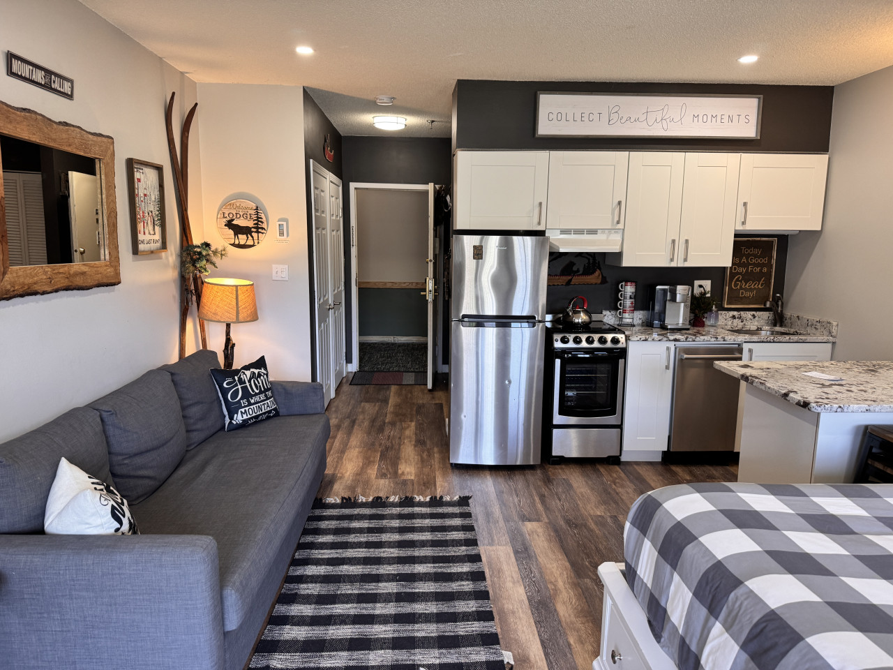 b103-cozy-studio-apt-wpool-and-hot-tub-hike-loon-mountain/